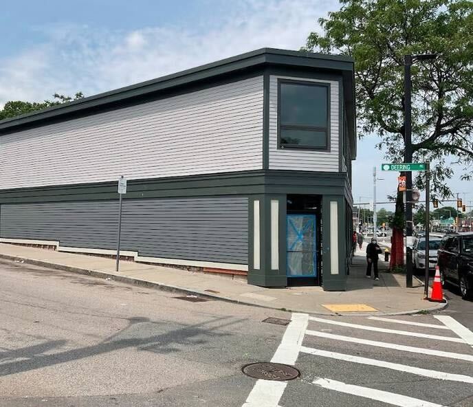Family-owned siding contractor serving Greater Boston homeowners
